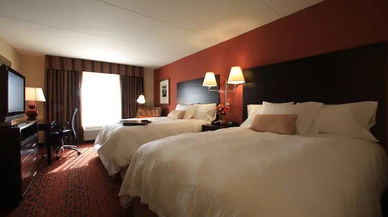 Hampton Inn Atlanta-Canton photo 2